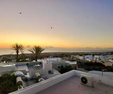 Oldtown * Fira (Santorini)