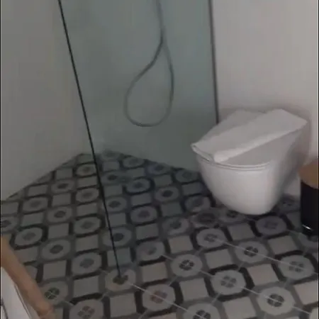 Oldtown Appartement Firá